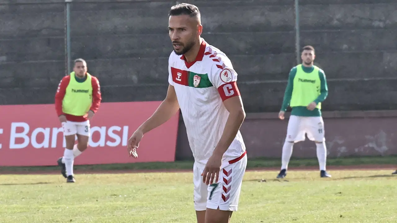 39-yasindaki-yasin-oztekinin-yeni-takimi-resmen-belli-oldu-HCpvkhnL.jpg
