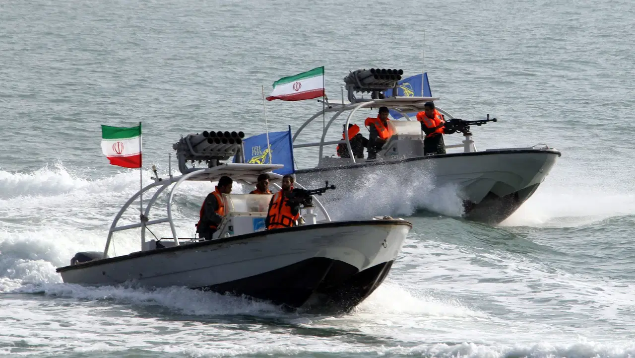 abd-donanmasini-zorlayan-tehdit-iranin-sivrisinek-filosu-stratejisi-IL1hs5gR.jpg