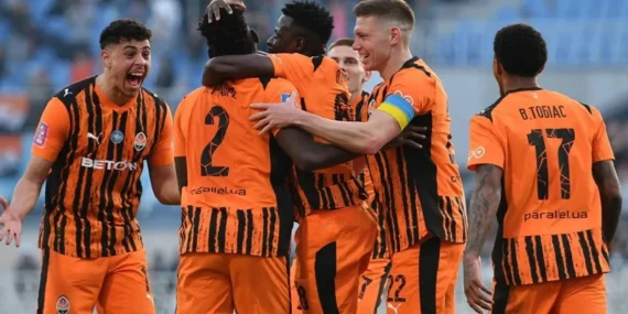 arda-turan-tarih-yazdi-shakhtar-donetsk-ligin-bitimine-3-hafta-kala-sampiyon-oldu-ERj37llL.webp
