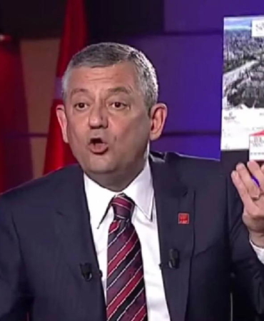 chp-lideri-ozgur-ozelden-dikkat-ceken-iddia-gurlekin-kuruma-tapularin-kaydini-silebilir-miyiz-dedigini-ft5nWW9n.jpg