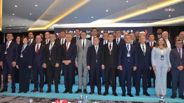 chpli-buyuksehir-belediye-baskanlari-bulustu-bu-millet-hainleri-donekleri-unutmaz-sLO8Z3WL.jpg