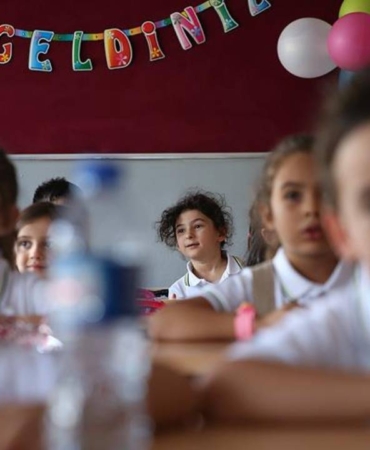 deprem-bolgesindeki-okullara-dijital-destek-paketleri-dagitiliyor-ilk-kivilcim-hatayda-93ndaP9A.jpg