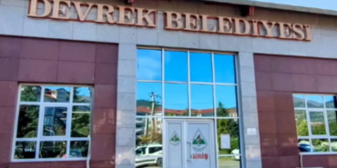 devrek-belediyesi-davasinda-ilk-durusma-tamamlandi-eski-baskanin-ev-hapsi-kaldirildi-jQlwRcaY.jpg