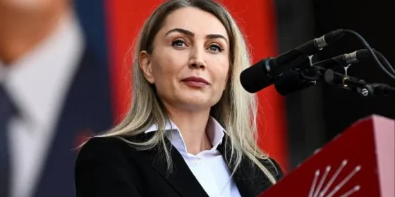 dilek-kaya-imamoglu-iki-cocugu-annesinden-ve-babasindan-koparacak-kadar-vicdansizlasmis-bir-duzenle-karsi-3vZe762G.webp