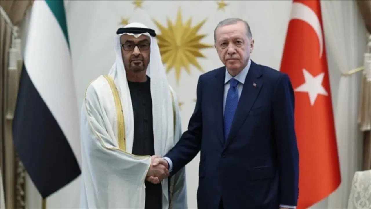 erdogan-bae-devlet-baskani-ile-gorustu-5CxXnm7q.jpg