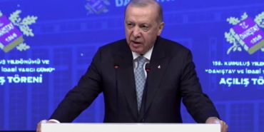 erdogan-turk-milletinin-iyi-bir-anayasa-ozlemi-maalesef-dinmedi-Dv9Ll8xV.jpg