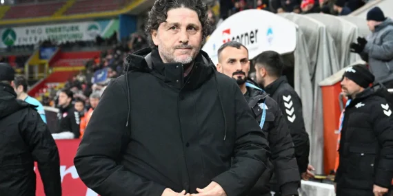 fatih-tekkeden-besiktas-taraftarina-sergen-yalcin-sitemi-yakistiramadim-FQGpM4CK.webp