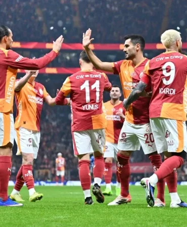 galatasarayda-4-futbolcu-ilk-kez-sampiyonluk-sevinci-yasadi-jNeYBsxF.webp