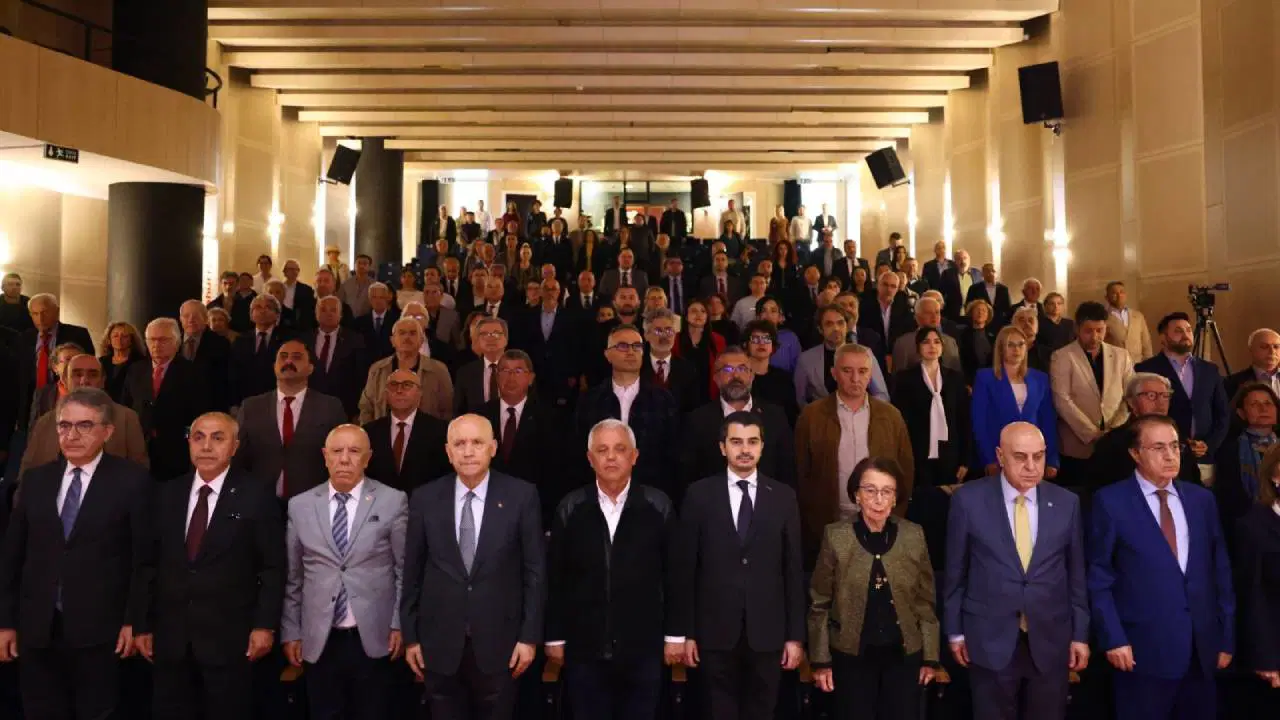 gazetemiz-102-yasini-yasar-kemal-kultur-merkezinde-kutladi-daha-nice-yillara-ulasacagiz-djcYcNJ5.jpg