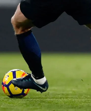 genclik-ve-spor-bakanligindan-istanbuldaki-amator-futbol-kuluplerine-180-milyon-lira-destek-pKg6DbuP.webp