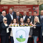 gokan-zeybek-bursada-acikladi-chp-turkiye-genelindeki-803uncu-kresin-temelini-atti-V1LMVMzg.jpg