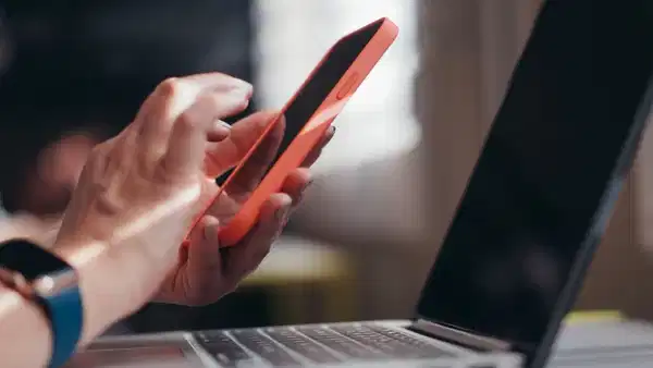 iphone-kullanicilari-yeni-guncelleme-ardindan-yeni-sorun-bildiriyor-L9a6qd44.jpg