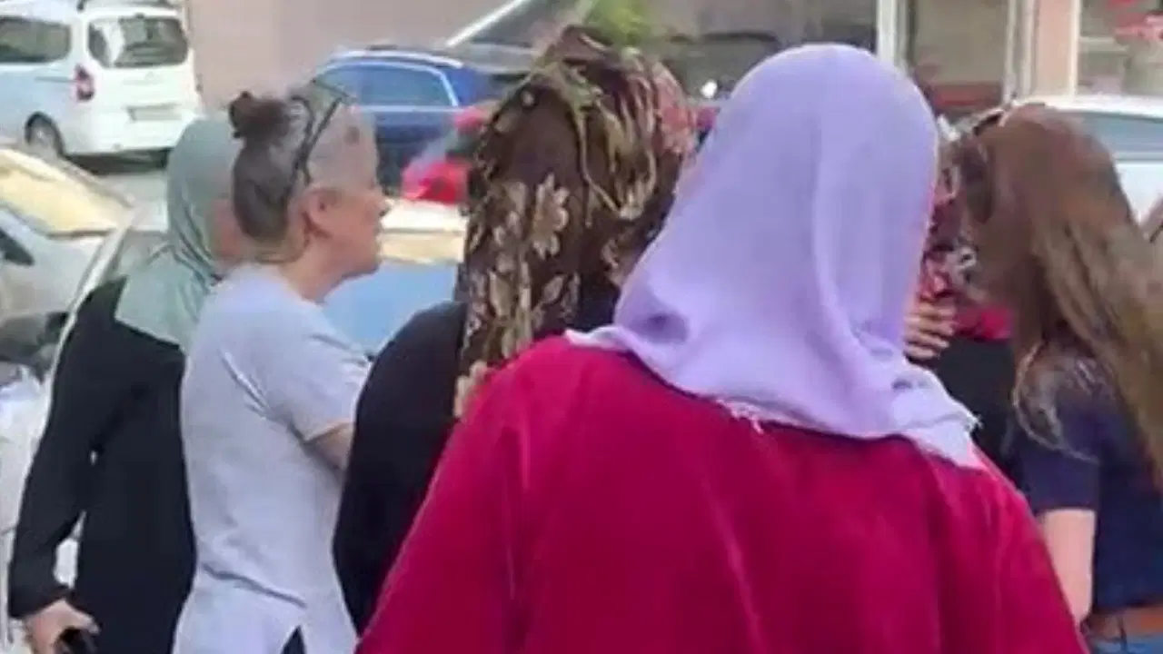 kizini-vuran-damadini-olduren-kayinvalideyi-komsulari-alkislarla-karsiladi-A7XqGILs.jpg