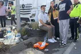 kocaelide-isci-servisi-ile-tirin-carpistigi-kazada-8-kisi-yaralandi-UvVxMEnj.webp