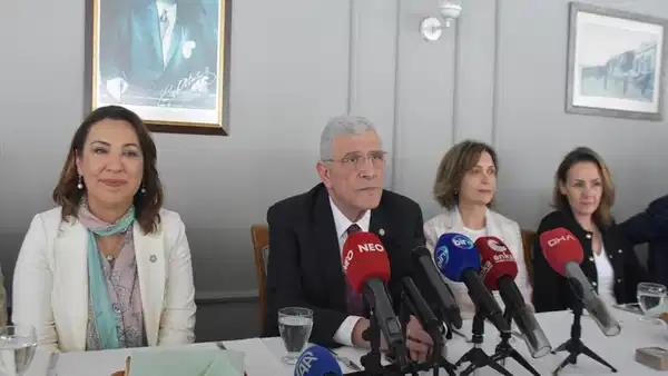 musavat-dervisoglu-izmirde-sehit-anneleriyle-bulustu-her-birinizden-destek-istiyorum-5hDGQN18.jpg