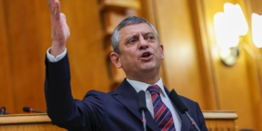 son-dakika-chp-lideri-ozgur-ozelden-muhittin-bocek-ve-burcu-koksal-aciklamasi-Z2hYRLpW.jpg