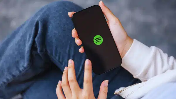 spotify-yapay-zeka-destekli-arama-altyapisini-kullanima-acti-WrHvNjPu.jpg