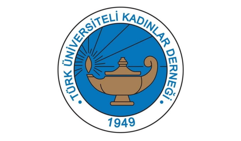 tukdnin-genc-mesaleleri-ataturk-devrimlerini-gelecege-tasiyor-kXxcbXe6.jpg