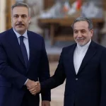 turkiye-ile-iran-arasinda-muzakere-temasi-disisleri-bakani-fidan-iranli-mevkidasi-ile-gorustu-g6pp6JXV.webp