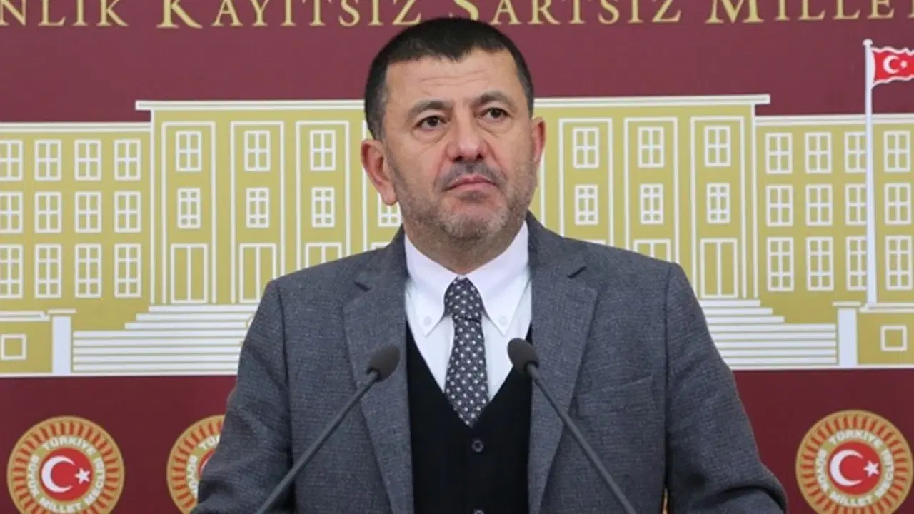 veli-agbabadan-gokhan-bocek-iddialarina-yanit-siyasi-itibar-suikasti-nj1Yiw7X.jpg