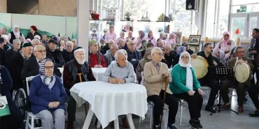 yas-sarti-70e-yukseldi-7-bin-yasli-huzurevi-sirasindan-cikarildi-BMSa4Ddi.webp