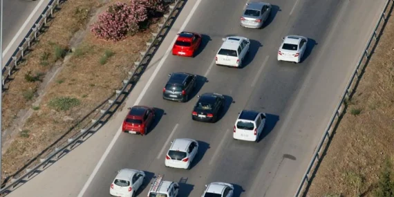 yeni-trafik-cezalari-etkisini-gosterdi-agir-ihlallerde-sert-dusus-UgjaYVwA.webp